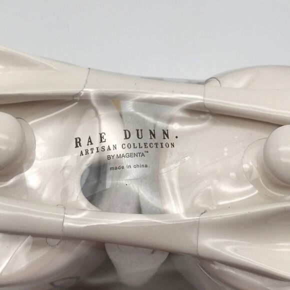 NWT Rae Dunn hold & keep with tray - Picture 2 of 2